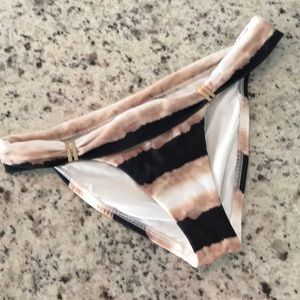 ViX bikini bottoms!